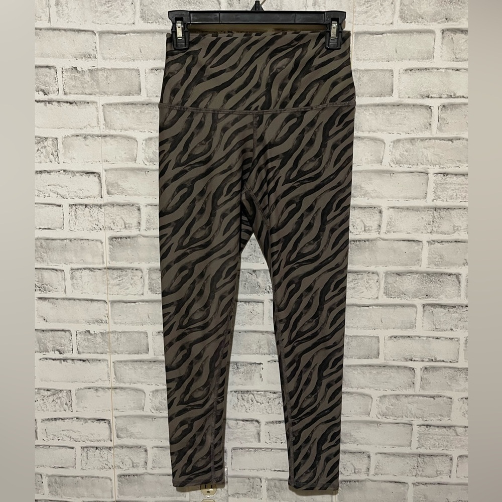 Women’s Evolution and Creation animal print high waist The Brianna leggings Sm